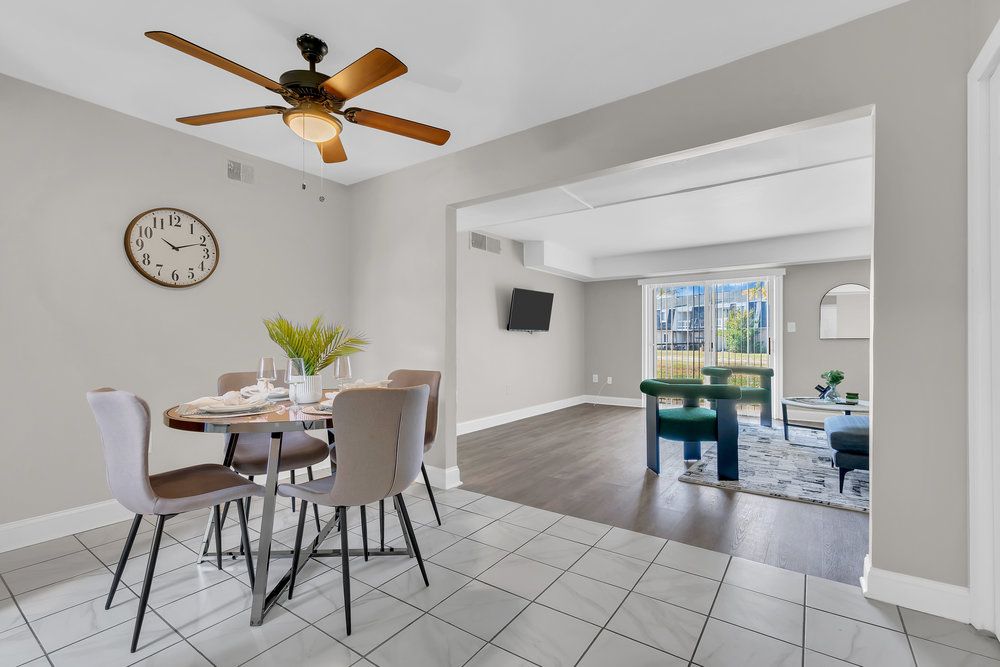 Chateau Apartments — photo 26