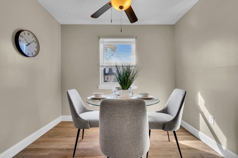 Chateau Apartments — photo 35
