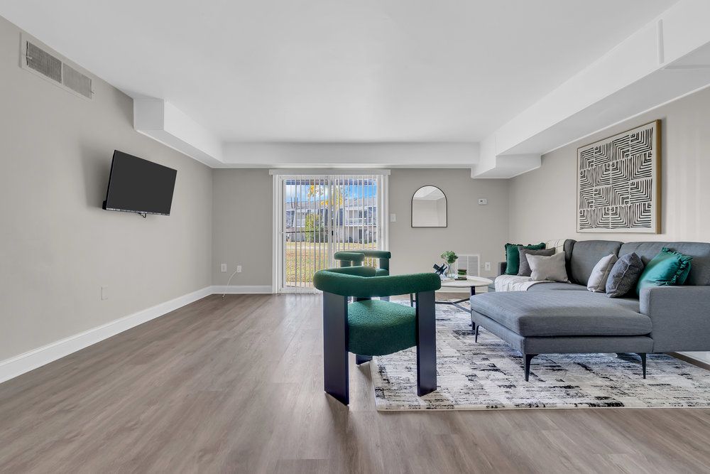 Chateau Apartments — photo 42