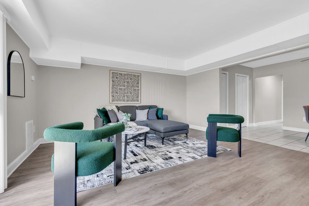 Chateau Apartments — photo 43