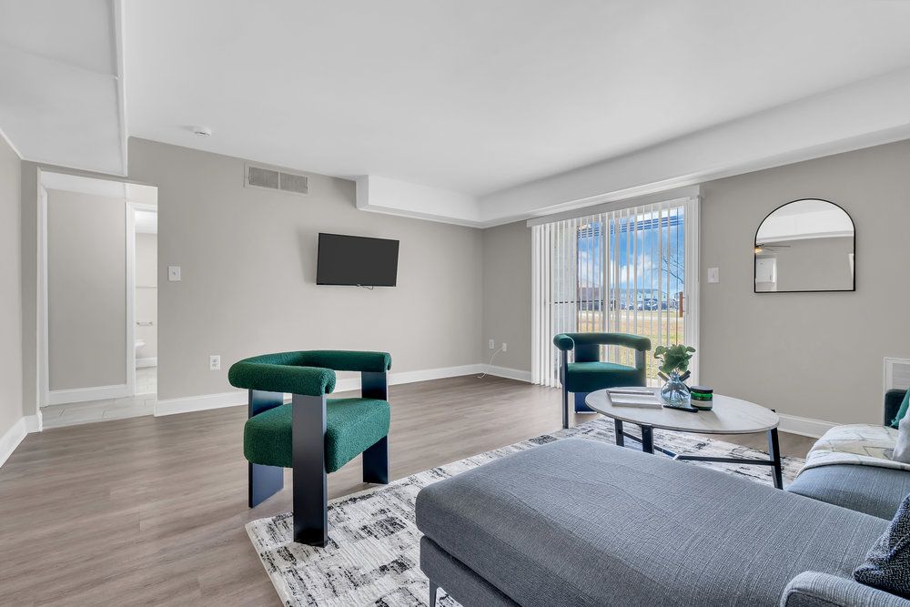 Chateau Apartments — photo 48