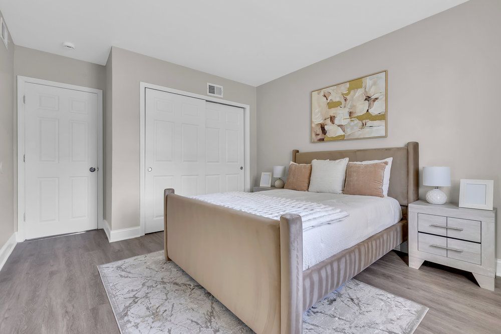 Chateau Apartments — photo 58